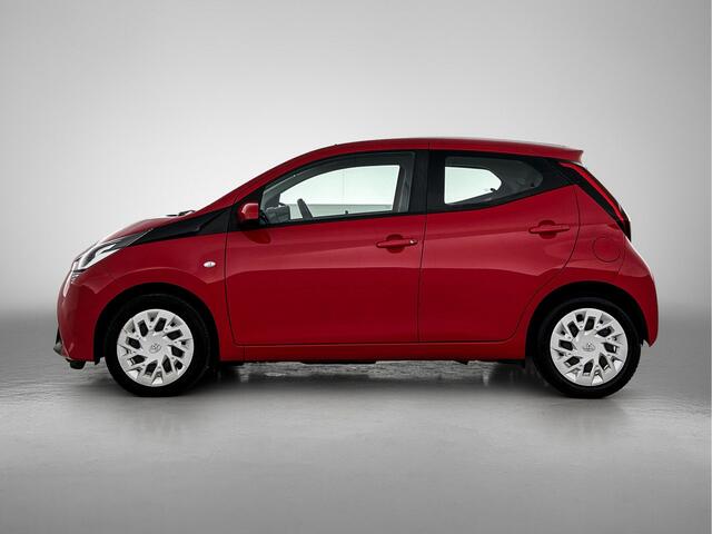 Toyota AYGO 1.0 VVT-i x-play | Dealer Onderhouden | Airco | Achteruitrijcamera | Bluetooth | elektrisch verstelbare Spiegels |