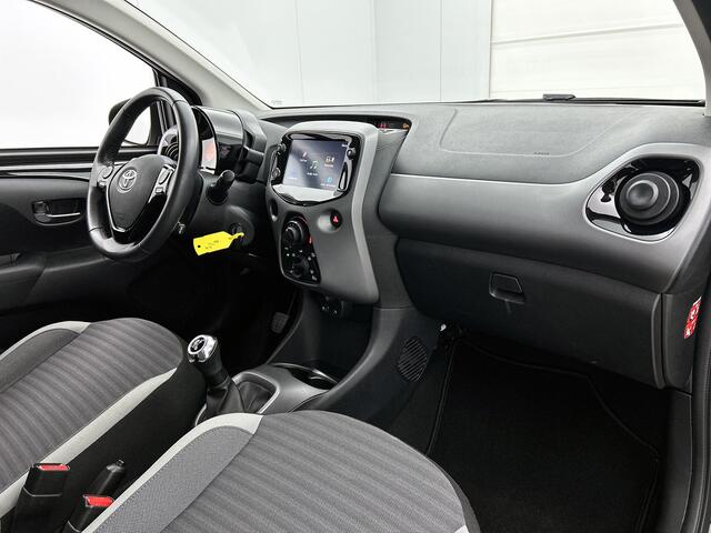 Toyota AYGO 1.0 VVT-i x-play | Dealer onderhouden | Apple CarPlay/Android Auto | Airco | Achteruitrijcamera | Elektrisch verstelbare buitenspiegels |