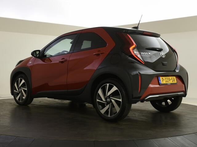 Toyota AYGO X 1.0 VVT-i MT Envy Bi-Tone | Halfleer | JBL-audio | Navigatie