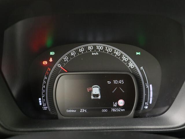 Toyota AYGO X 1.0 VVT-i MT Envy Canvas Dak | BTW Voertuig | Keyless Entry/Start | Stoelverwarming | Parkeersensoren voor+achter | Climate Control | Draadloze telefoonlader | Apple CarPlay/Android Auto | Cruise Control Adaptive |