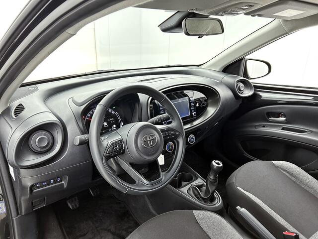 Toyota AYGO X 1.0 VVT-i MT Play | Apple CarPlay | Android Auto |