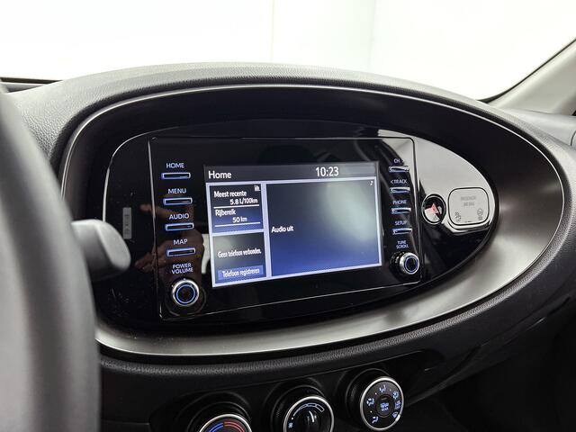 Toyota AYGO X 1.0 VVT-i MT Play | Apple CarPlay | Android Auto |