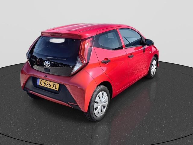Toyota AYGO 1.0 VVT-i x-fun