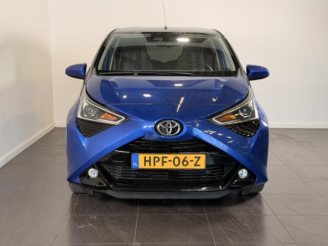 Toyota AYGO 1.0 VVT-i x-clusiv Automaat