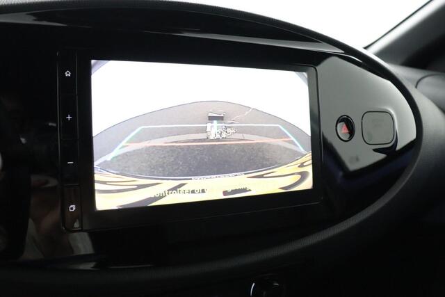 Toyota AYGO X Hybrid 115 pulse | Apple Carplay/Android Auto | Parkeersensoren | Keyless | Lichtmetalen Velgen |