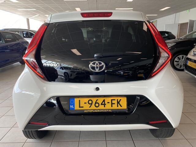 Toyota AYGO 1.0 VVT-i x-joy