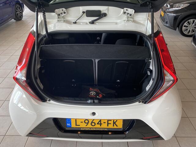 Toyota AYGO 1.0 VVT-i x-joy