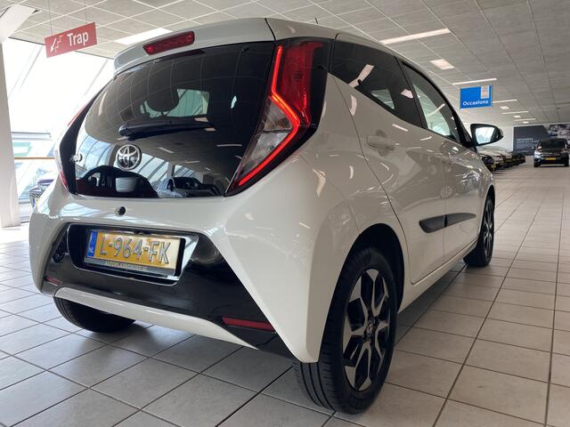 Toyota AYGO 1.0 VVT-i x-joy
