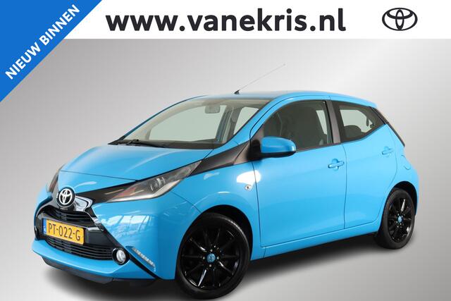 Toyota AYGO 1.0 VVT-i X-Play, Zwarte hoogglans velgen LM velgen, Camera, Airco!