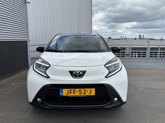 Toyota AYGO X 1.0 VVT-i S-CVT Pulse Automaat, NL-auto, Lichtmetalen velgen, LED, Achteruitrijcamera, Navigatie, Privacy glass