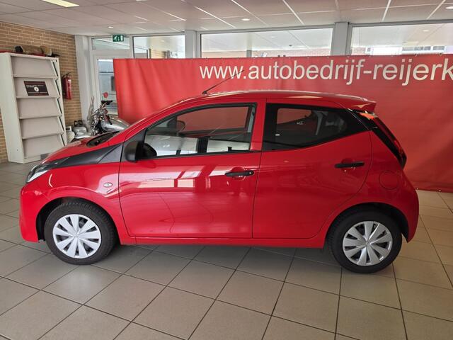 Toyota AYGO 1.0 VVT-i x-fun