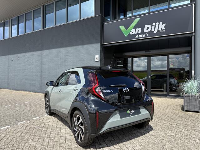 Toyota AYGO X 1.0 VVT-i CVT Envy Cabriotop Navi Camera Keyless Pdc