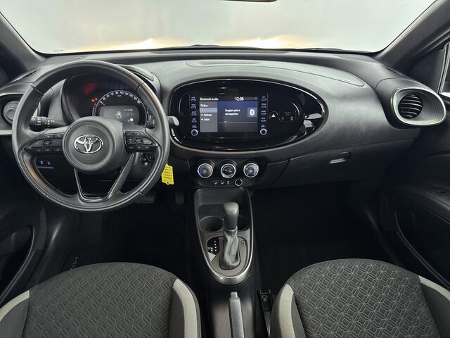 Toyota AYGO X 1.0 VVT-i S-CVT first | Dealer onderhouden | Airco | Stoelverwarming | Apple CarPlay/Android Auto | Achteruitrijcamera |
