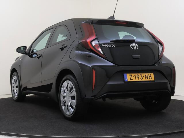 Toyota AYGO X 1.0 VVT-i MT Play