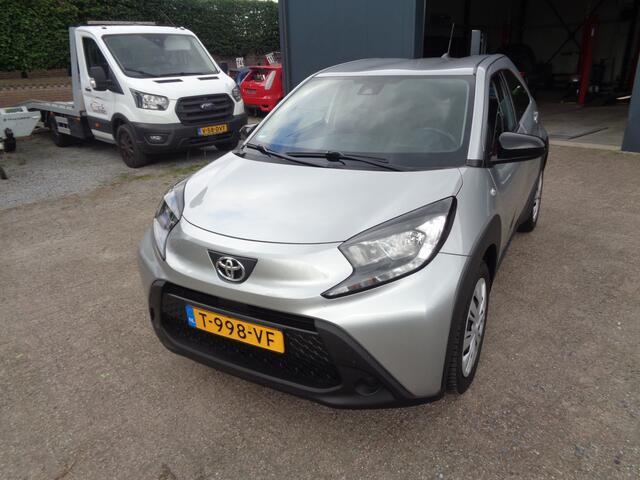 Toyota AYGO X 1.0 VVT-i MT Play Airco, Camera, Carplay/ android auto