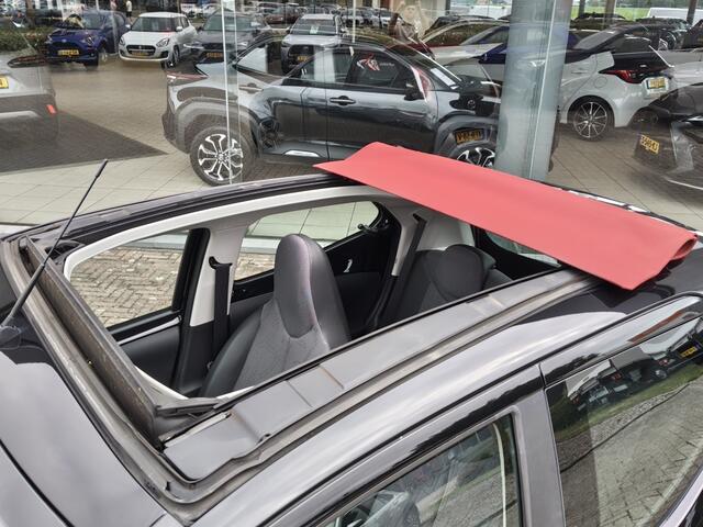 Toyota AYGO 1.0 VVT-i x-wave | El. Vouwdak | Achteruitrijcamera | El. Climat