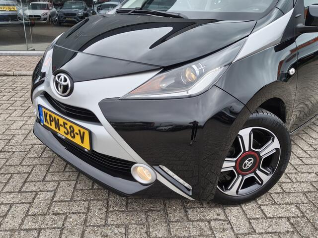 Toyota AYGO 1.0 VVT-i x-wave | El. Vouwdak | Achteruitrijcamera | El. Climat