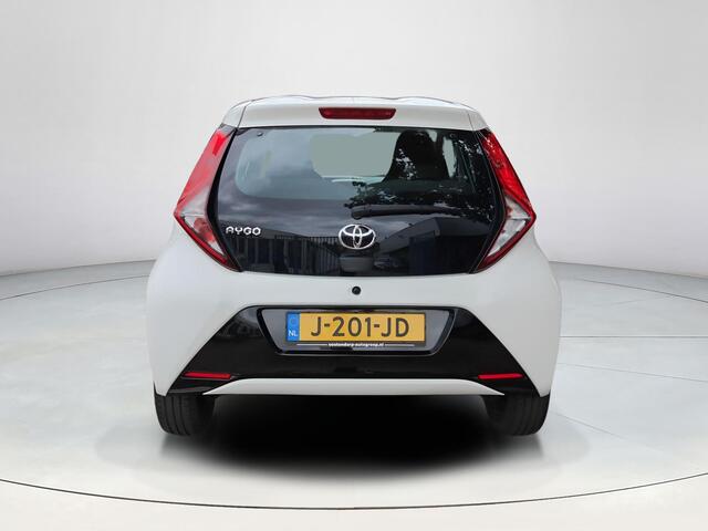 Toyota AYGO 1.0 VVT-i x-play