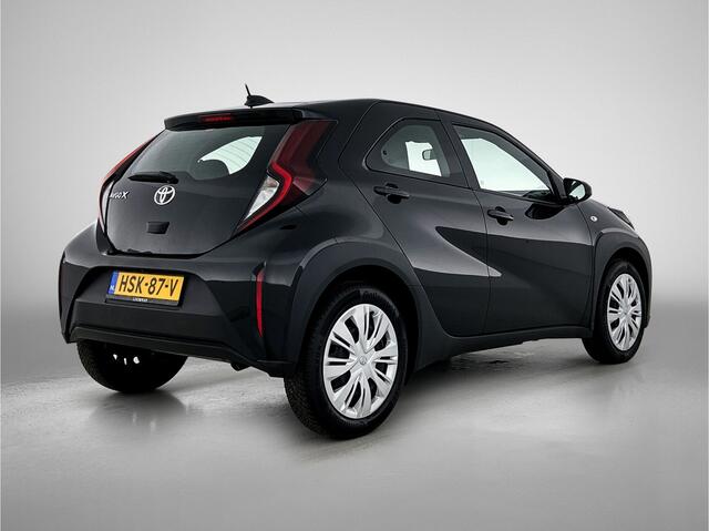 Toyota AYGO X 1.0 VVT-i MT Play | BTW voertuig | Apple CarPlay/Android | Airco | Achteruitrijcamera |