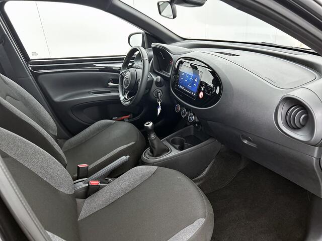 Toyota AYGO X 1.0 VVT-i MT Play | BTW voertuig | Apple CarPlay/Android | Airco | Achteruitrijcamera |