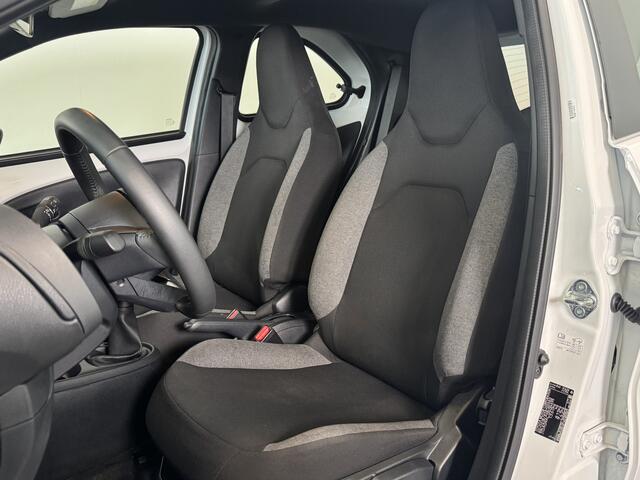 Toyota AYGO X 1.0 VVT-i MT Play | Apple Carplay | Achteruitrijcamera |