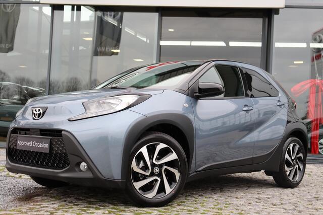 Toyota AYGO X 1.0 VVT-i Pulse Limited, LED, Stoelverwarming, Parkeercamera