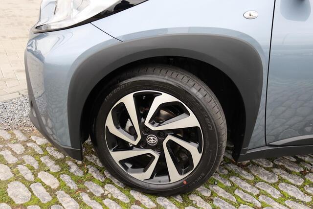 Toyota AYGO X 1.0 VVT-i Pulse Limited, LED, Stoelverwarming, Parkeercamera