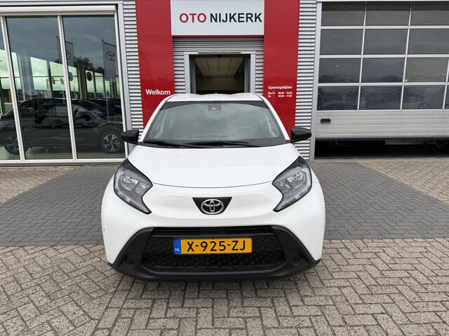 Toyota AYGO X 1.0 VVT-i MT Play