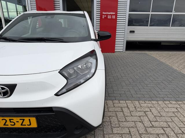 Toyota AYGO X 1.0 VVT-i MT Play
