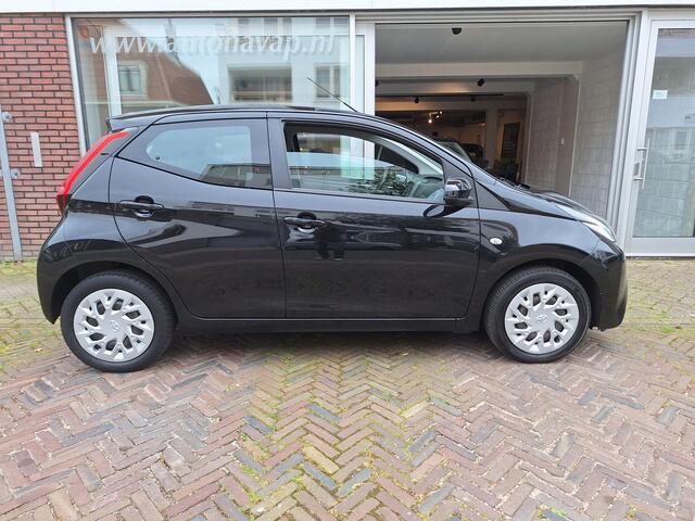 Toyota AYGO 1.0 VVT-i X-Play Limited 5Drs /Camera/Navi/Apple/Android/1e Eig/Garantie