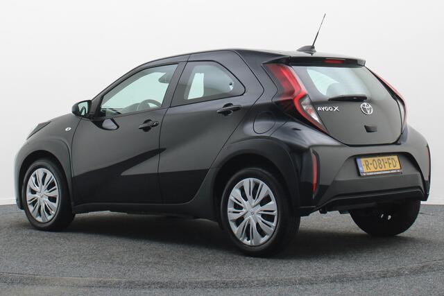 Toyota AYGO X 1.0 VVT-i MT Play