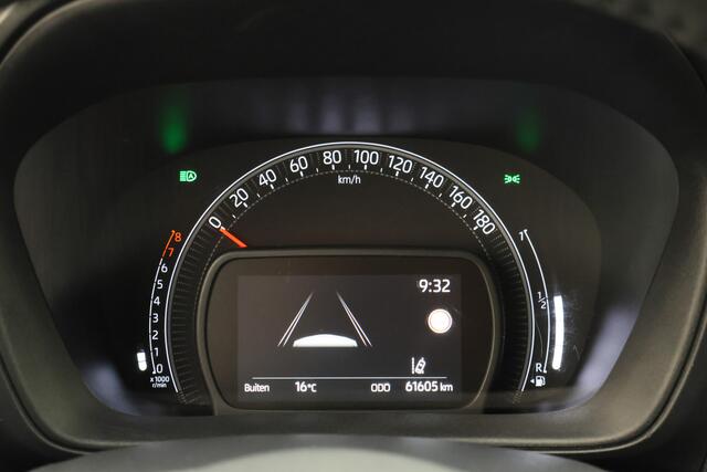 Toyota AYGO X 1.0 VVT-i MT Play