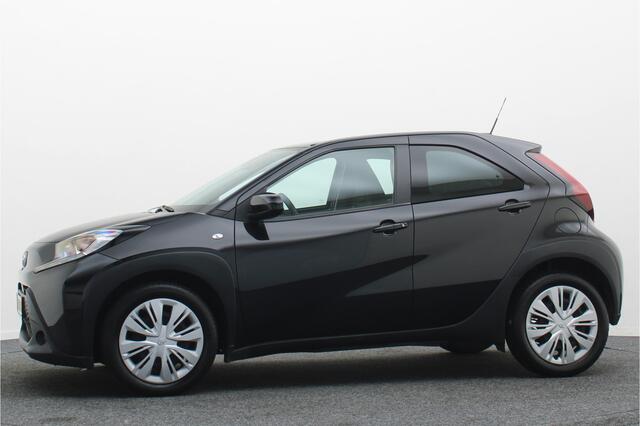 Toyota AYGO X 1.0 VVT-i MT Play