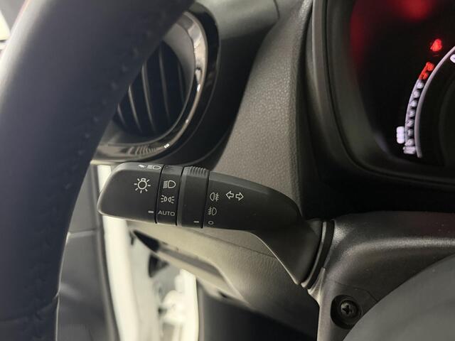 Toyota AYGO X 1.0 VVT-i S-CVT Pulse | Dealer onderhouden | Automaat |