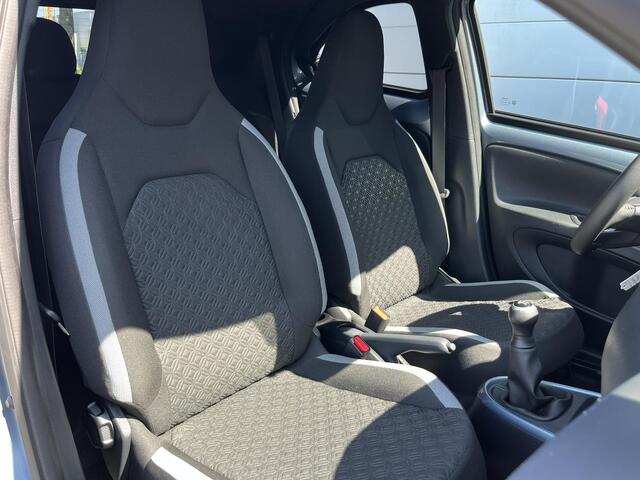 Toyota AYGO X 1.0 VVT-i MT Pulse