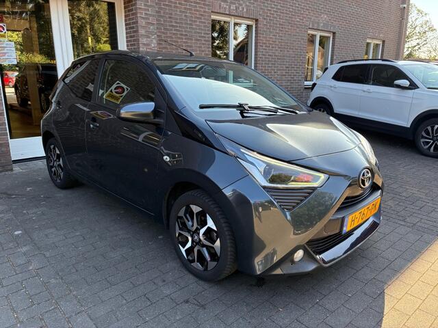 Toyota AYGO 1.0 VVT-I X-CITE CARPLAY/CAMERA/2e EIG/ NAP