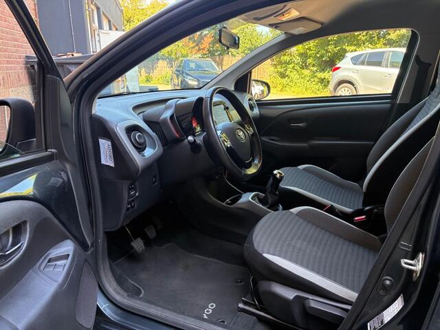 Toyota AYGO 1.0 VVT-I X-CITE CARPLAY/CAMERA/2e EIG/ NAP