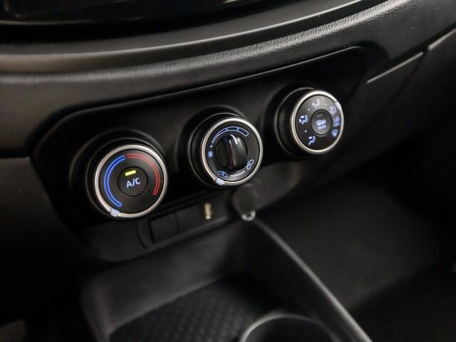 Toyota AYGO 1.0 VVT-i MT Play (NAVIGATIE, CAMERA, GETINT GLAS, ADAPTIVE CRUISE, SPORTSTOELEN, LANE ASSIST, NIEUWSTAAT)
