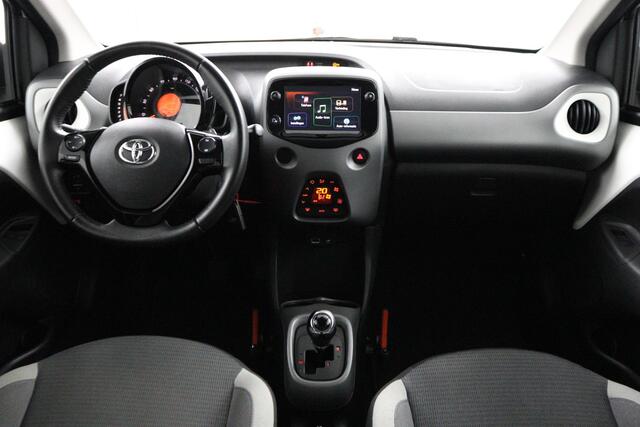 Toyota AYGO 1.0 VVT-i x-joy cabrio | Apple Carplay/Android Auto | climaat control |