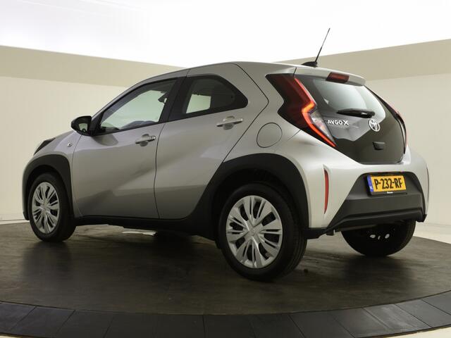 Toyota AYGO X 1.0 VVT-i S-CVT Play | Carplay | Adapt. cruise | Camera