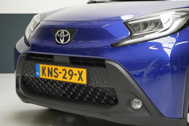 Toyota AYGO X 1.0 VVT-i MT Play | Carplay | Stoelverwarming | Achteruitrijcamera | Lm velgen