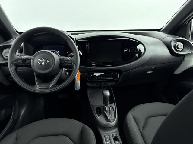 Toyota AYGO X Hybrid 115 play | Apple CarPlay/Android Auto | Cruise control Adaptive | Achteruitrijcamera | Airco |