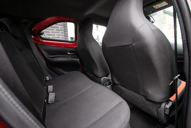 Toyota AYGO X 1.0 VVT-i S-CVT first - Adaptive cruise | Two-Tone lak | Apple cp/Android auto
