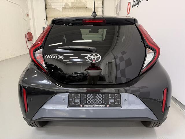 Toyota AYGO X 1.0 VVT-i MT Premium PDC / Carplay / Keyless