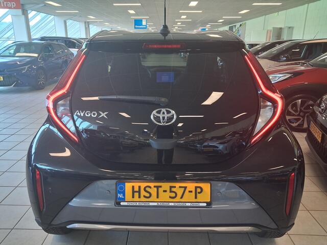 Toyota AYGO X 1.0 VVT-i S-CVT Envy Edition