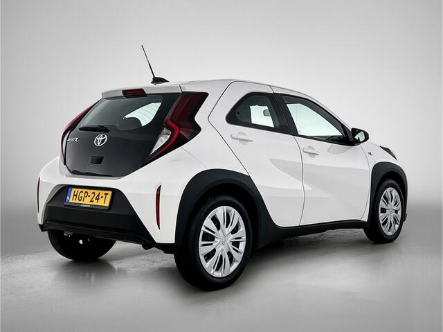 Toyota AYGO X 1.0 VVT-i S-CVT Play