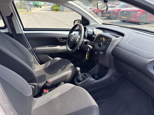Toyota AYGO 1.0 VVT-i x-fun | Airco | NAP | Dealer onderhouden