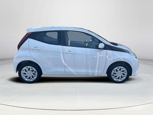 Toyota AYGO 1.0 VVT-i x-play