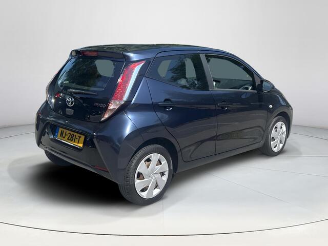 Toyota AYGO 1.0 VVT-i x-play