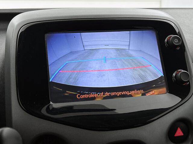 Toyota AYGO 1.0 VVT-i x-first automaat